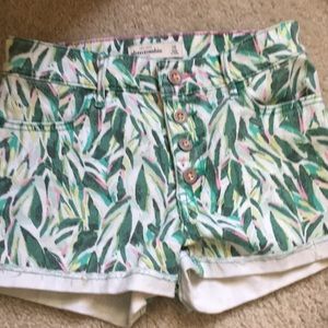 Size 10 Bamboo pattern shorts by Abercrombie Kids